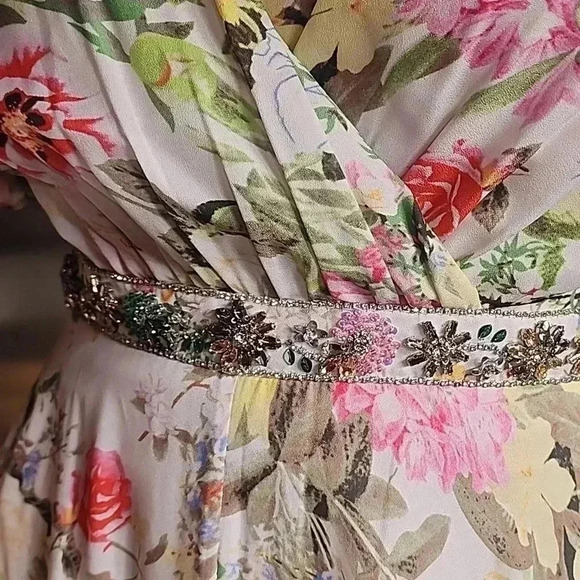 MAC DUGGAL FLORAL MULTI DRESS SIZE 2 - Picture 7 of 7